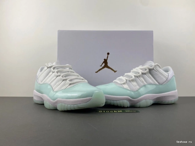  Jordan Low AH7860-103 11 Air “Igloo”  0512